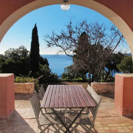 Semesterbostad Miramar Sleeps 18 Wifi Théoule-sur-Mer